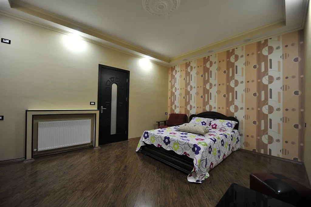 Dkd-Bridge Hotel Tbilisi